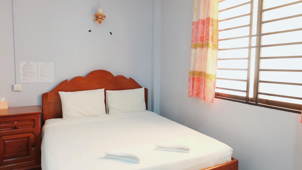 Khmer Village Guesthouse พนมเปญ ภายนอก รูปภาพ