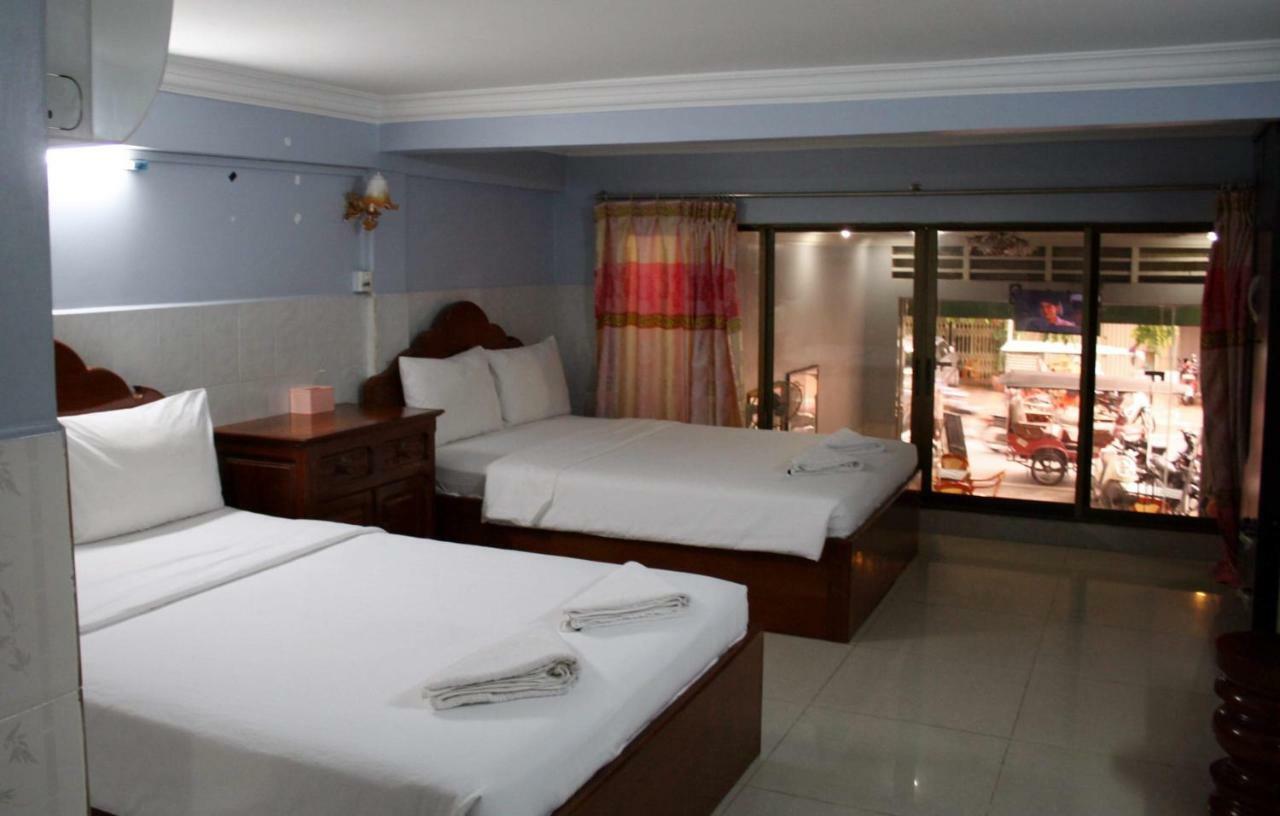 Khmer Village Guesthouse พนมเปญ ภายนอก รูปภาพ